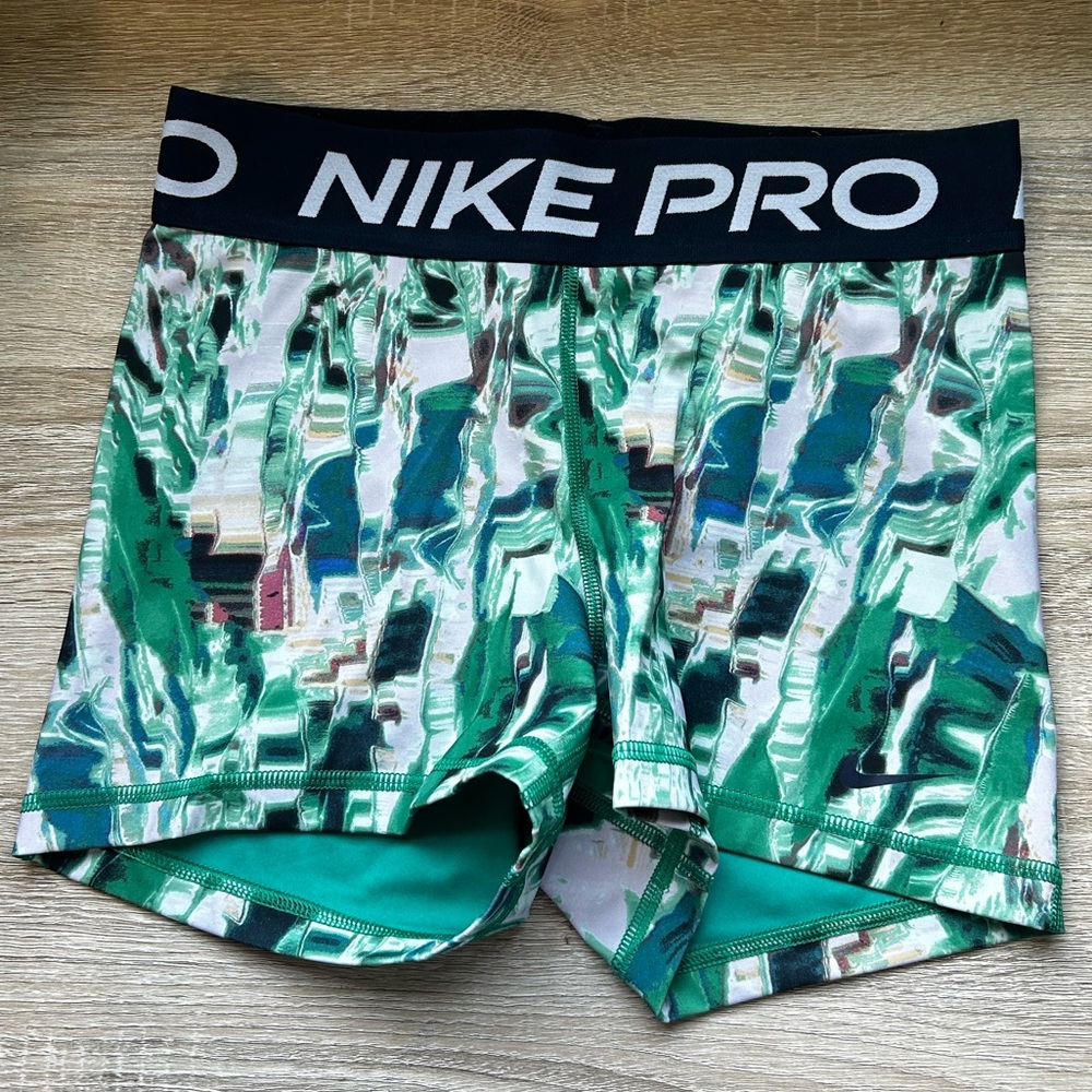 Nike Women’s Pro 3” Shorts